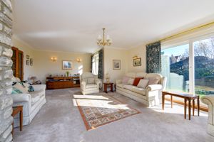 Sitting Room- click for photo gallery